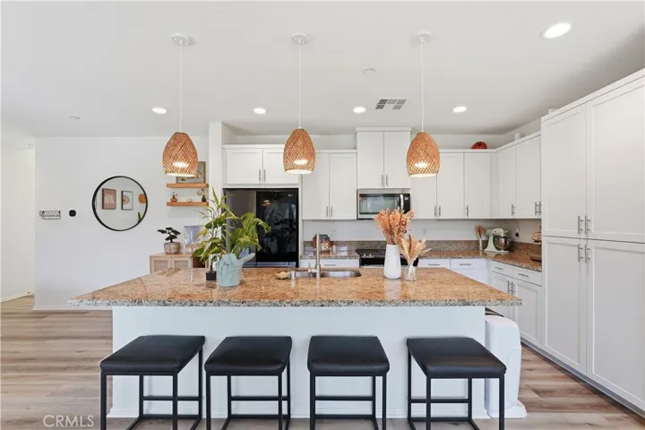 38292 Windingwalk Dr, Riverside, California 92563
