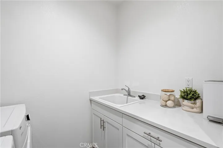 38292 Windingwalk Dr, Riverside, California 92563