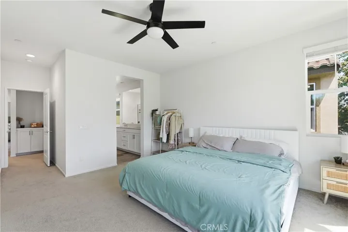 38292 Windingwalk Dr, Riverside, California 92563