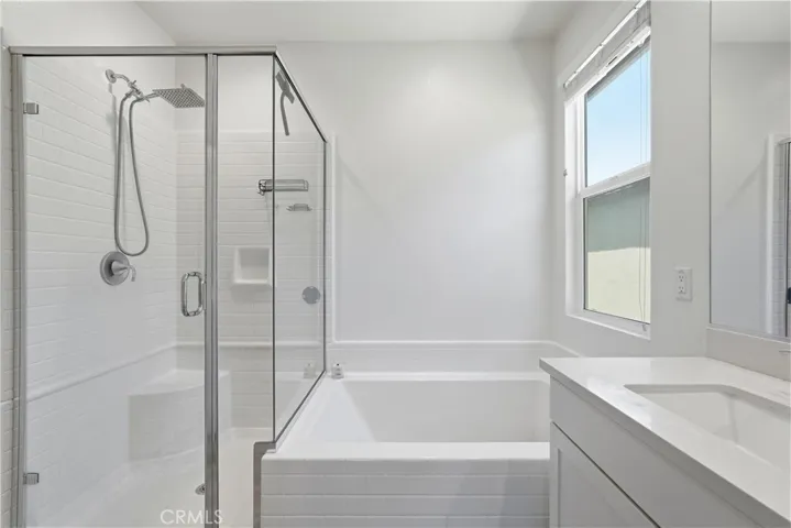 38292 Windingwalk Dr, Riverside, California 92563