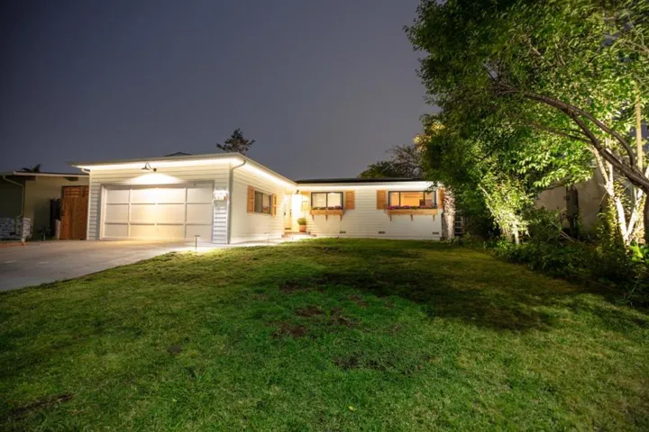 1465 Dougmar Drive, Santa Cruz, California 95062
