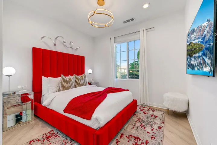 18 BEDROOM MLS