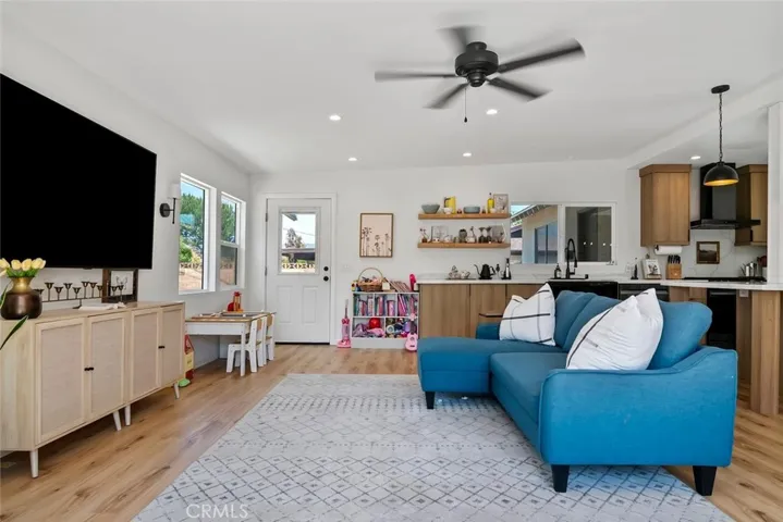 3605 Township, Simi Valley, California 93063