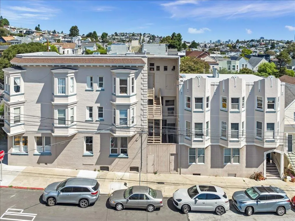 282 Valley St