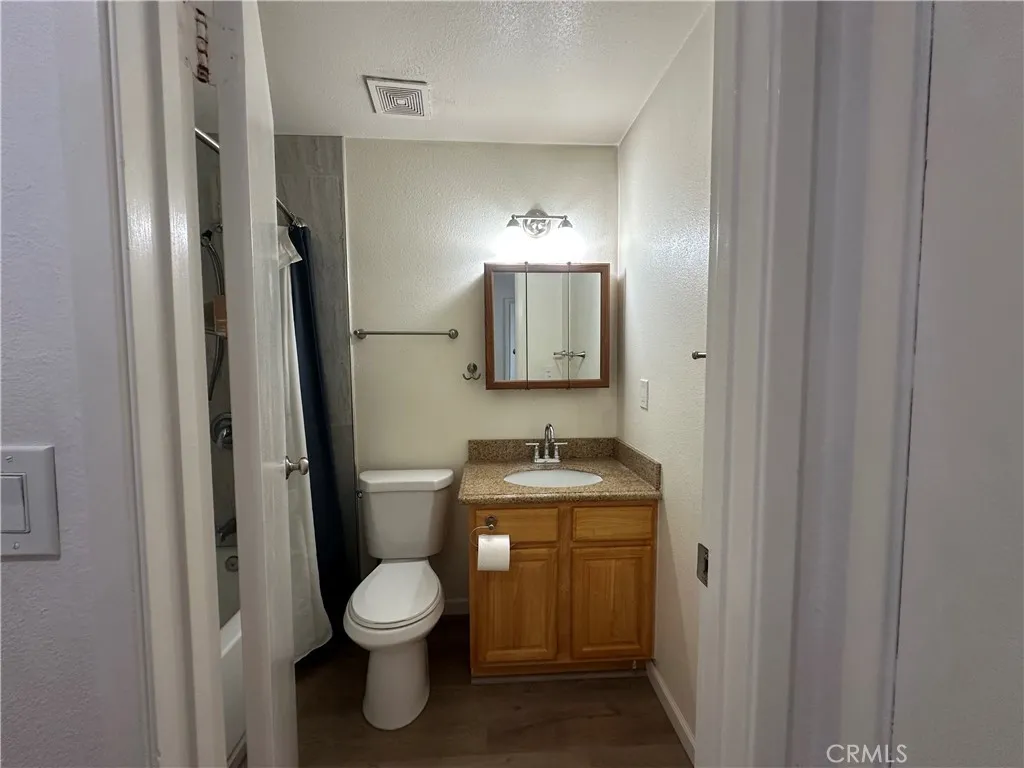 Bathroom with Tub