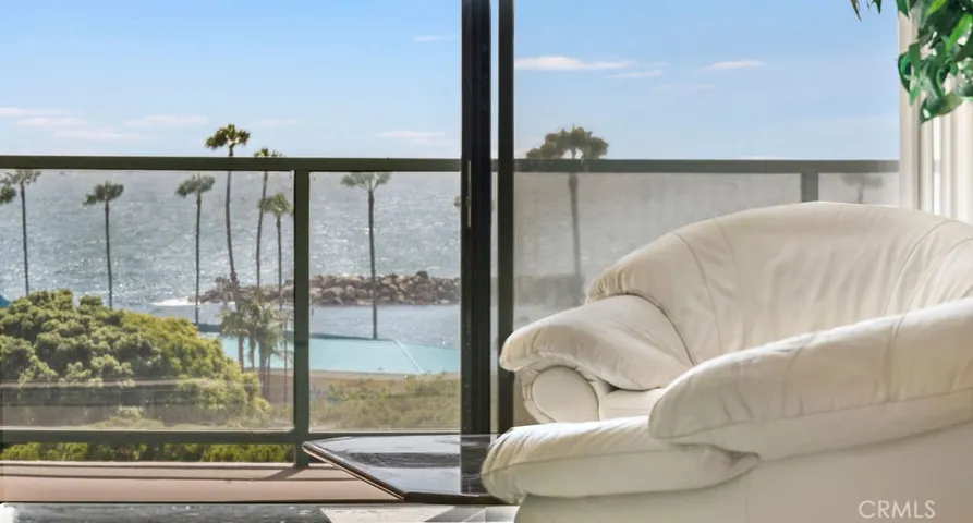 130 The Village 301, Redondo Beach, California 90277