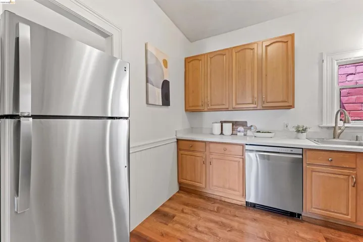 667 10th St, Oakland, California 94607