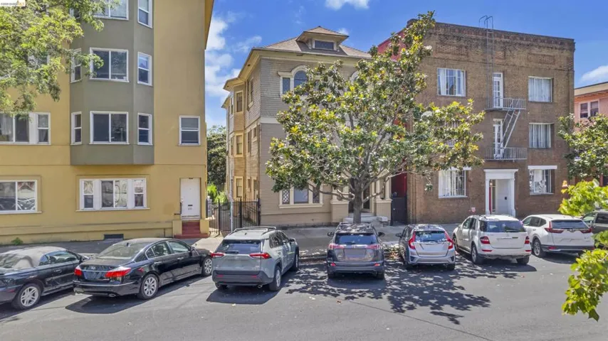 667 10th St, Oakland, California 94607