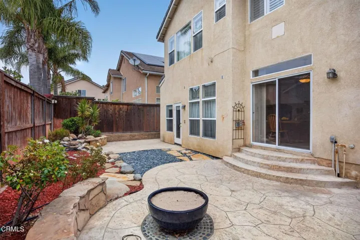 39-web-or-mls-Upmarketmedia_647Wal-115