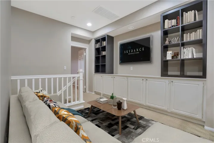 Loft virtually staged