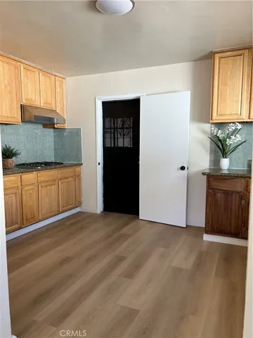 4057 Baywood, Los Angeles, California 90039