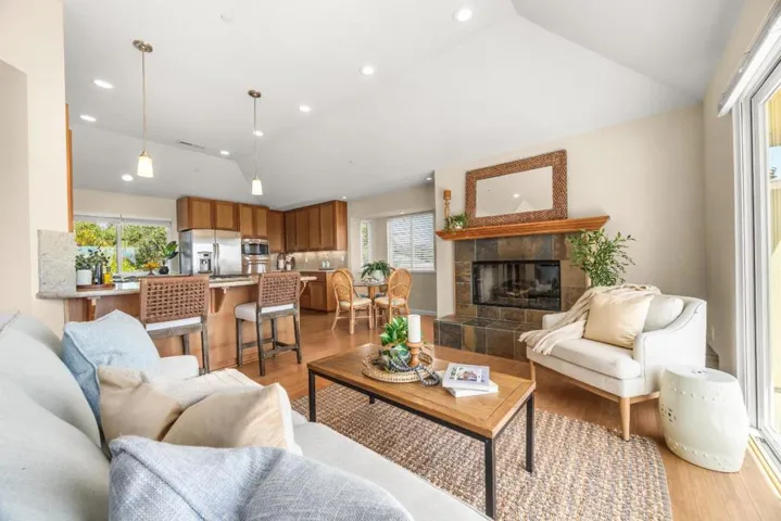 160 Mattison Court, Aptos, California 95003