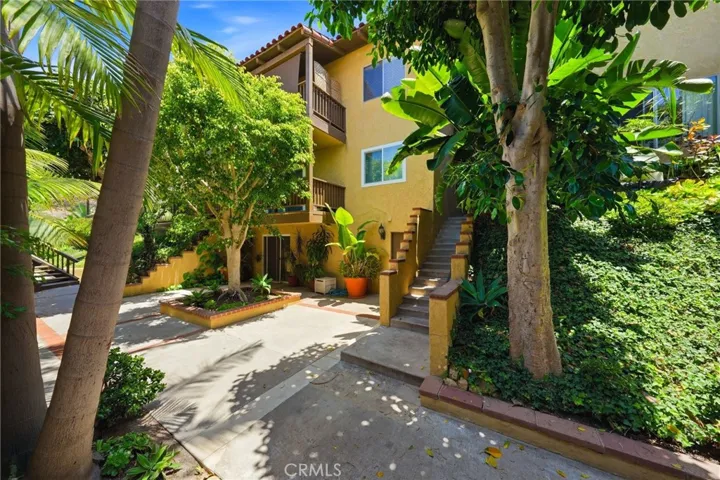 214 Via Robina 4, San Clemente, California 92672