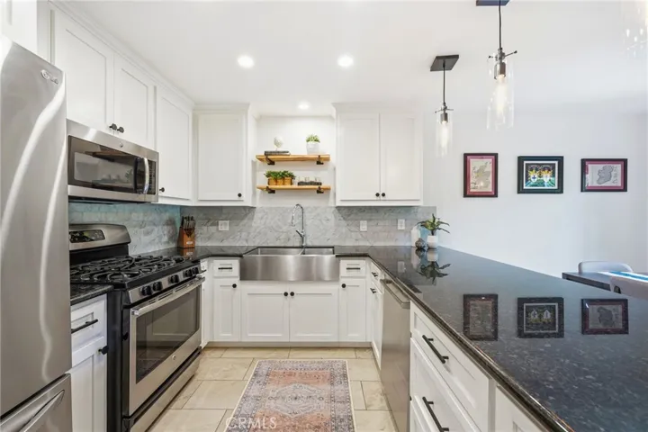 214 Via Robina 4, San Clemente, California 92672