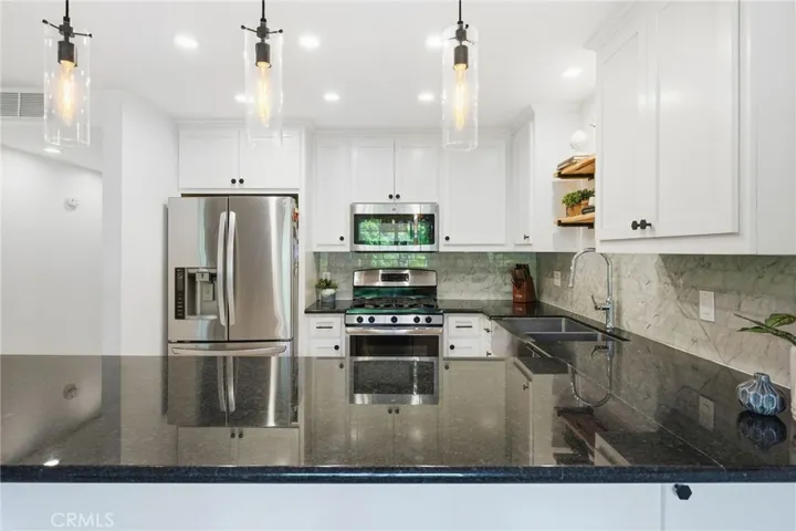 214 Via Robina 4, San Clemente, California 92672