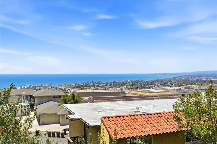 214 Via Robina 4, San Clemente, California 92672