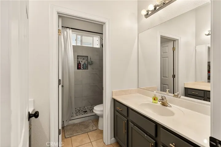 860 Sandstone Way, Atwater, California 95301