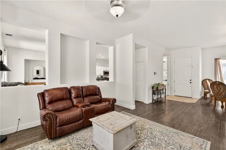 860 Sandstone Way, Atwater, California 95301