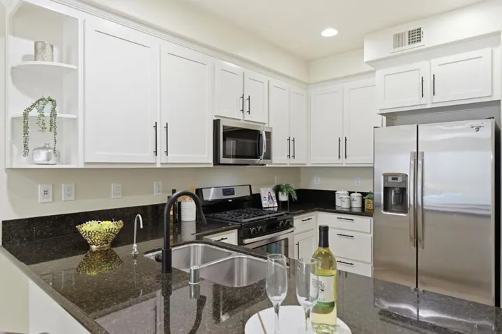 566 Almaden Walk Loop, San Jose, California 95125