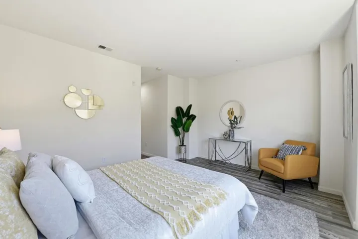 566 Almaden Walk Loop, San Jose, California 95125