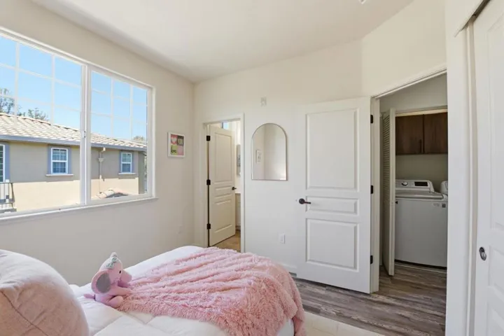 566 Almaden Walk Loop, San Jose, California 95125