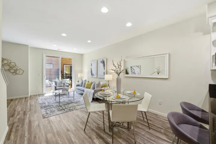 566 Almaden Walk Loop, San Jose, California 95125