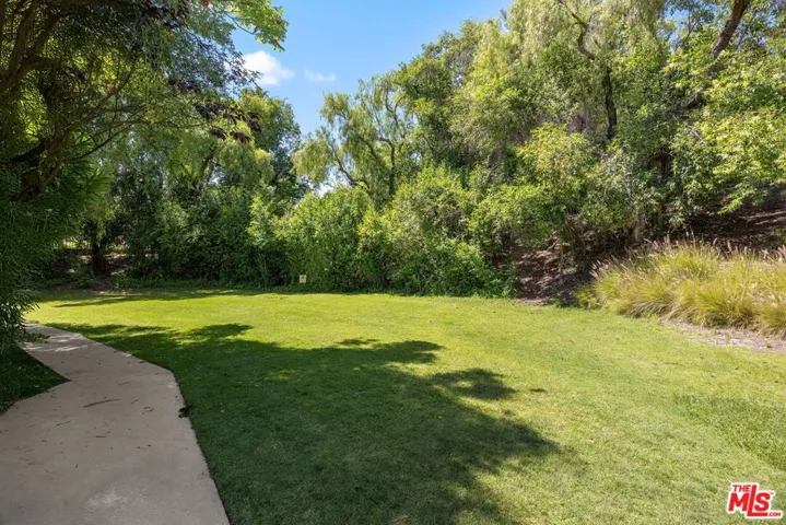 24817 Sand Wedge Lane, Valencia, California 91355