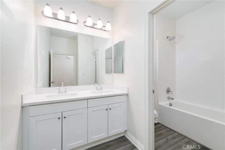 11185 Hyatt, Victorville, California 92392
