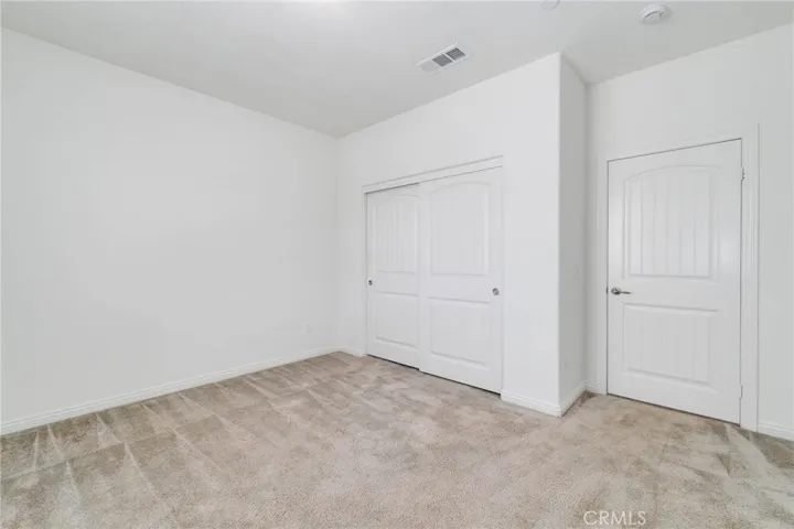 11185 Hyatt, Victorville, California 92392