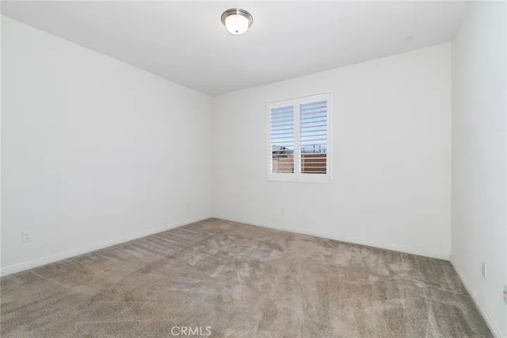 11185 Hyatt, Victorville, California 92392