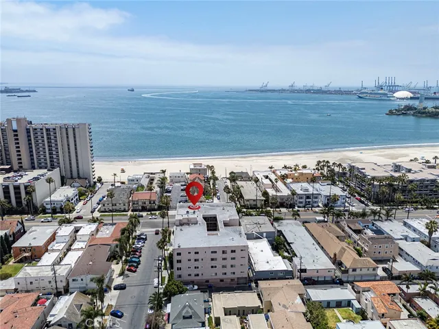 1635 E Ocean C4, Long Beach, California 90802