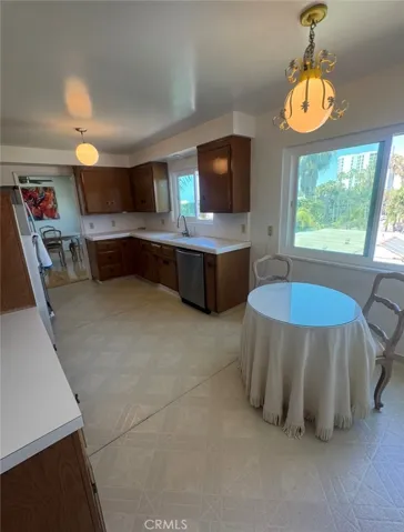 1635 E Ocean C4, Long Beach, California 90802