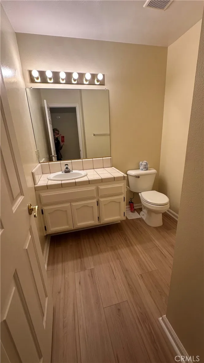 Downstairs bathroom, look at those pretty floors.