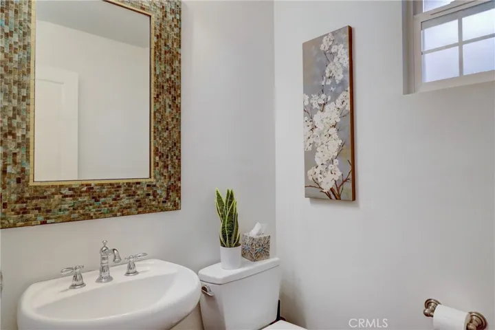 Powder room