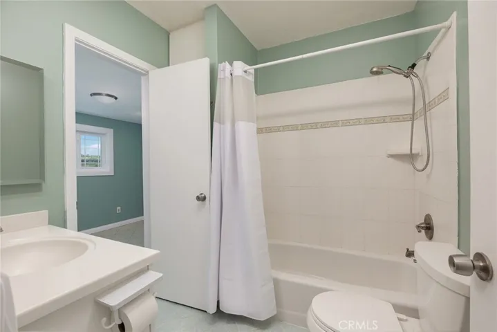 Bathroom #2 -with Tub