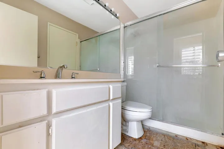 271A1135-HDR