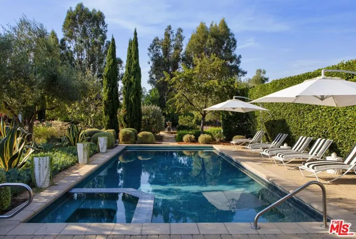 Outdoor Entertaining
