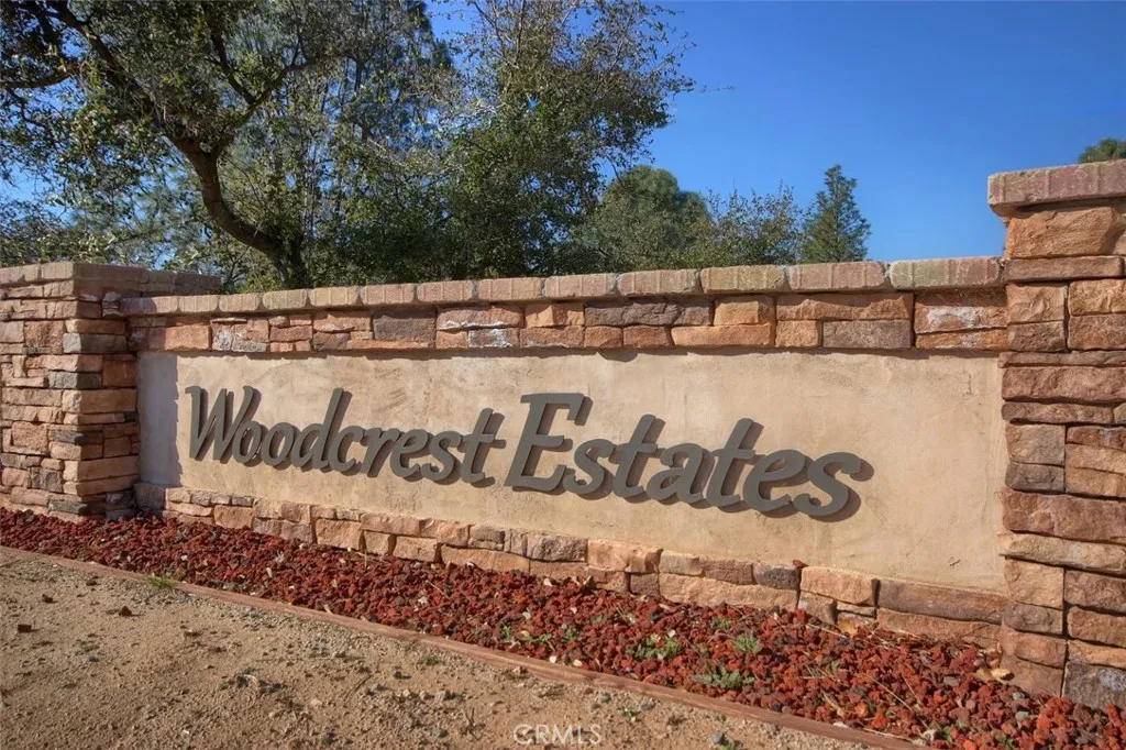 8 Lot Timberwood Ln