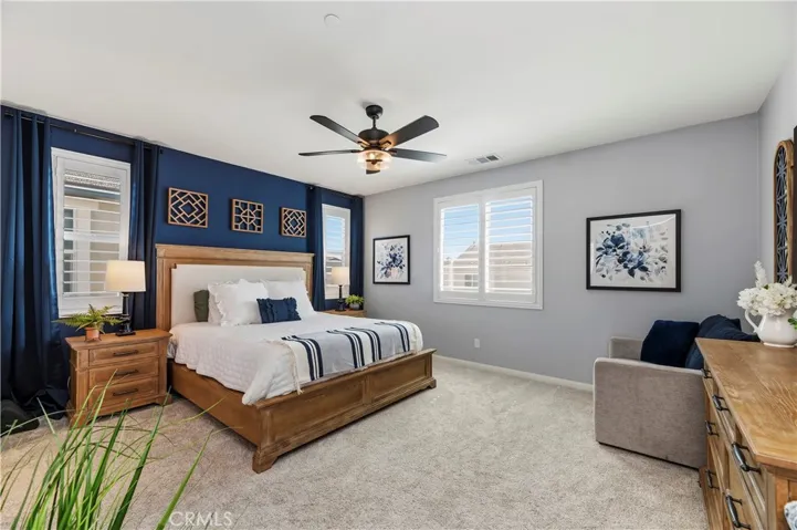 Primary Bedroom (5)