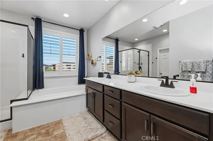 Primary En suite