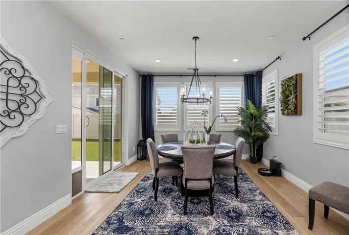 Morning Room- Builder Upgrade (added Sqft)