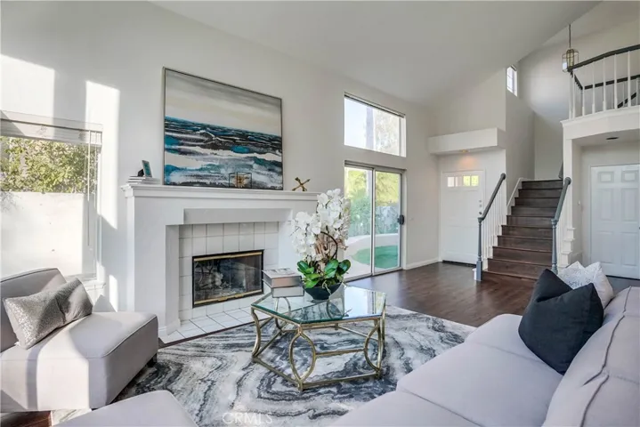 24621 Senda Salvia, Calabasas, California 91302