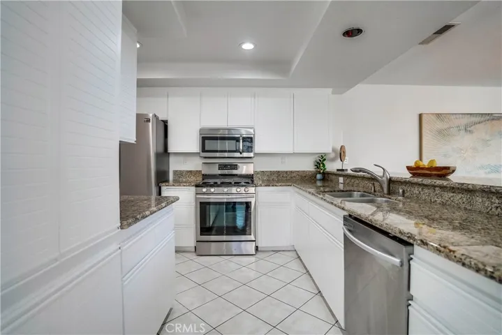 24621 Senda Salvia, Calabasas, California 91302