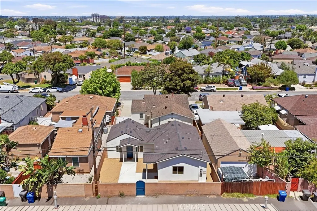Private multi-family living at its finest.