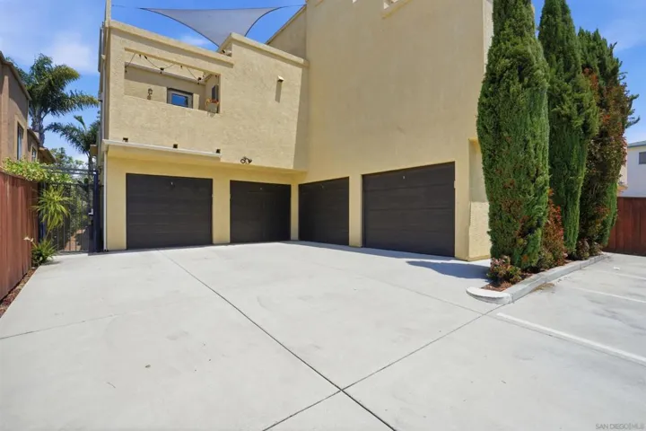 1137 Felspar Street, San Diego, California 92109
