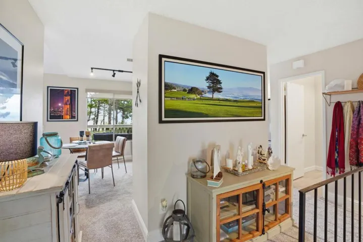 70 Forest Ridge Road 1, Monterey, California 93940