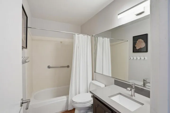 70 Forest Ridge Road 1, Monterey, California 93940
