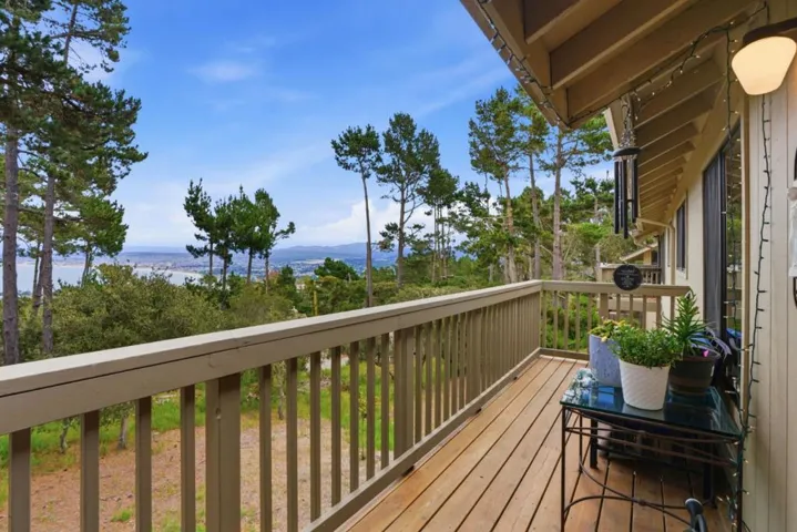 70 Forest Ridge Road 1, Monterey, California 93940