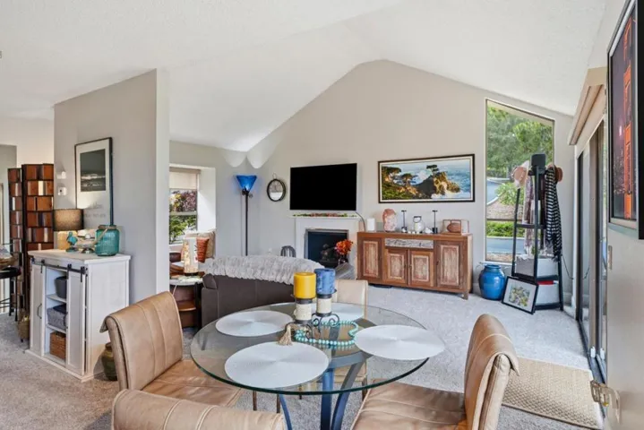 70 Forest Ridge Road 1, Monterey, California 93940