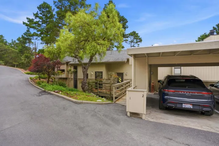 70 Forest Ridge Road 1, Monterey, California 93940